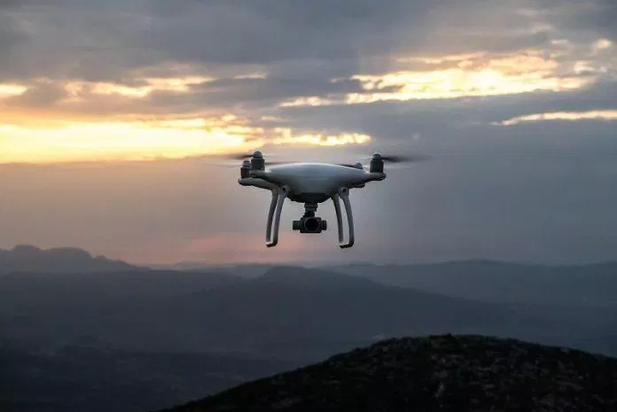 Drone là thiết bị rất hữu ích để chụp ảnh trên cao (Ảnh: Internet)