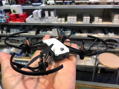 Drone mini DJI Tello (Ảnh: Internet) Drone mini DJI Tello (Ảnh: Internet)