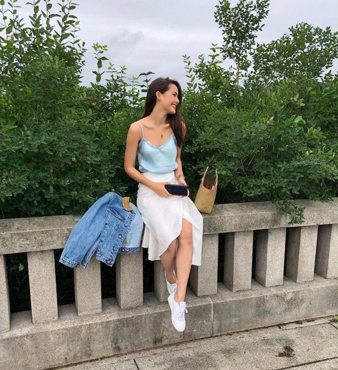 Urassaya Sperbund vô cùng xinh đẹp trong trang phục đơn giản (ảnh: Internet)