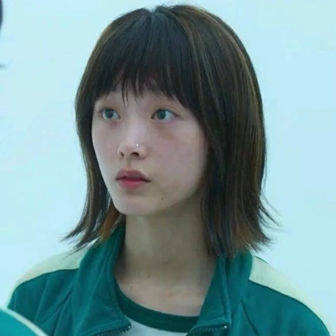 Lee You Mi trong Squid Game là nữ diễn viên Hàn Quốc đầu tiên giành giải Emmys. (Ảnh: Internet)