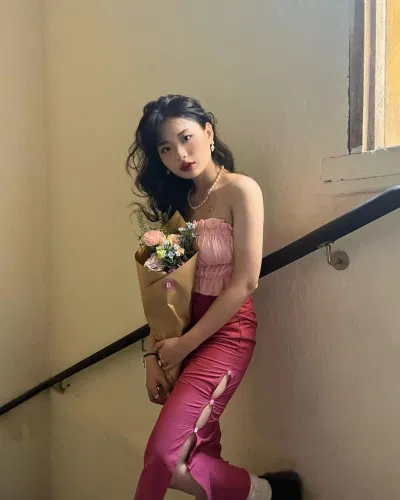 Giang trong style nữ tính (Nguồn: Instagram)