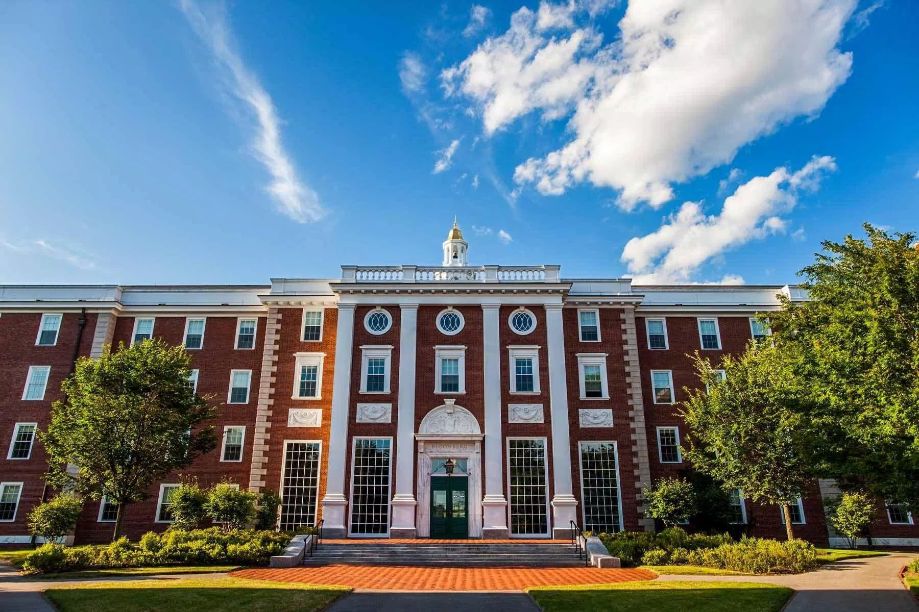 Đại học Harvard (Ảnh: Internet) Đại học Harvard (Ảnh: Internet)