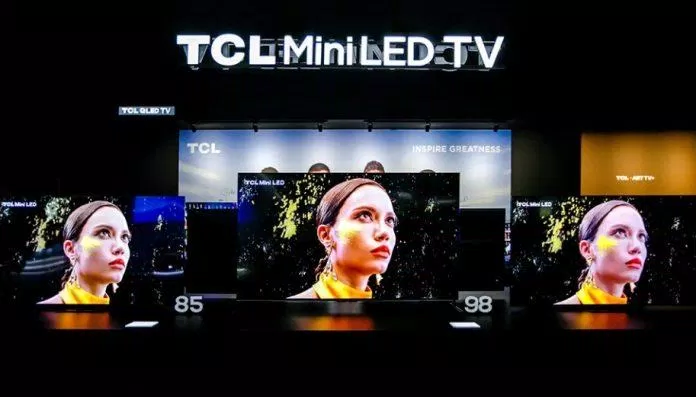 TV khổng lồ 98 inch của TCL (Ảnh: Internet)