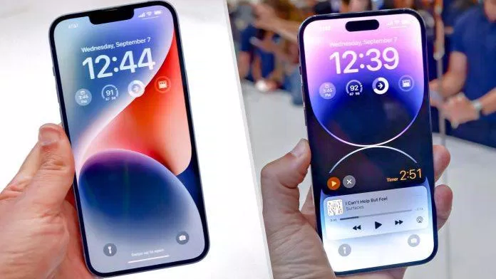 Hai mẫu iPhone có kích thước tương đương nhưng giá chênh lệch khá nhiều (Ảnh: Internet)