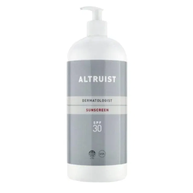 Sản phẩm kem chống nắng Altruist Dermatologist Sunscreen có nhiều dung tích khác nhau theo nhu cầu của người tiêu dùng (Ảnh: internet)