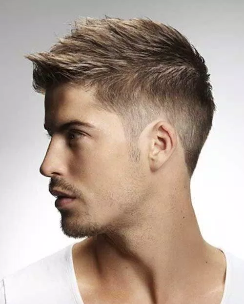 Kiểu tóc Fade Mohican. (Ảnh: Internet) Kiểu tóc Fade Mohican. (Ảnh: Internet)
