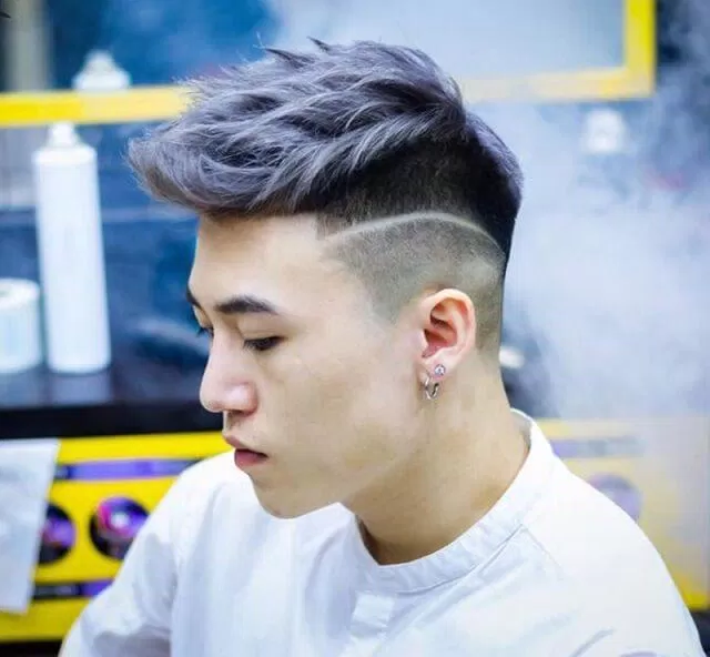 Kiểu tóc mohican mái dài. (Ảnh: Internet) Kiểu tóc mohican mái dài. (Ảnh: Internet)