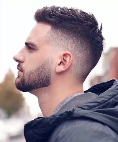 Kiểu tóc mohican mái dài. (Ảnh: Internet) Kiểu tóc mohican mái dài. (Ảnh: Internet)