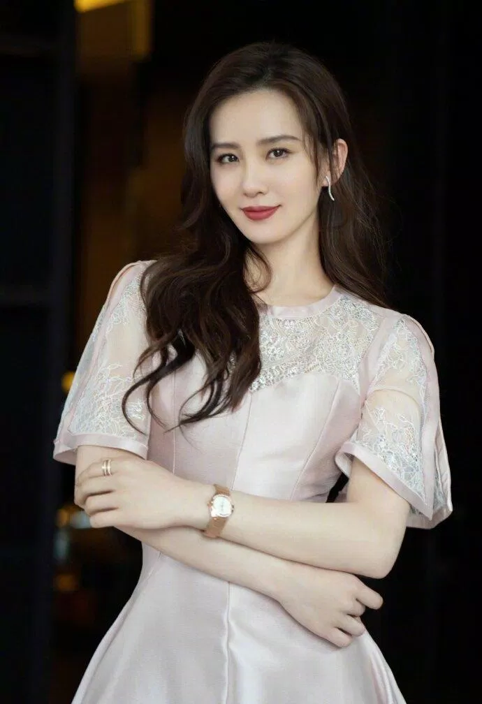 Lưu Thi Thi là nữ diễn viên hàng đầu của Cbiz (ảnh: Internet)
