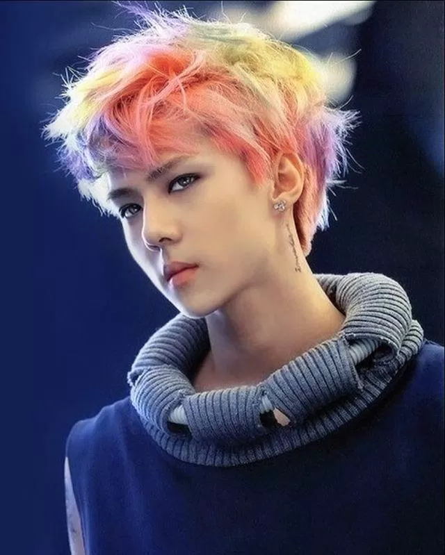 Sehun EXO - Màu tóc nhuộm màu cầu vồng