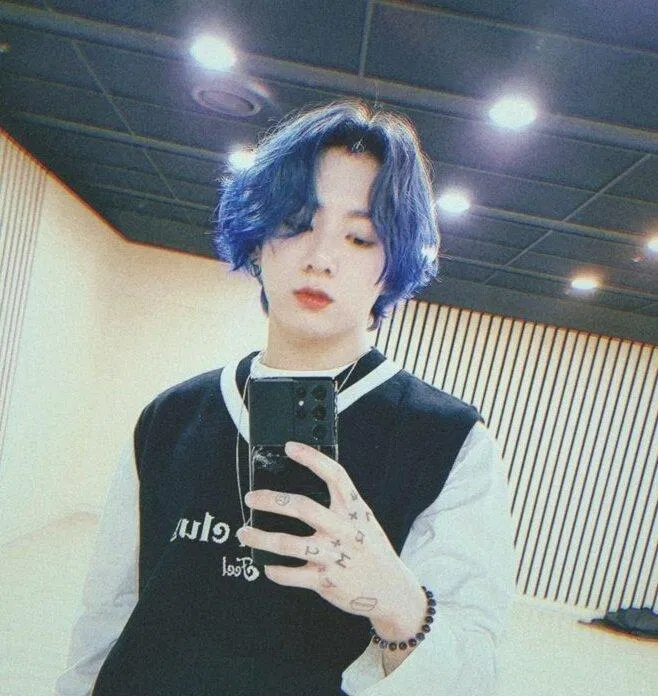 Những màu tóc nhuộm đẹp đỉnh của Jungkook BTS. (Ảnh: Internet)