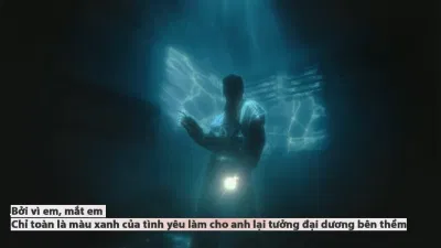 Chàng rapper dường như đã quá đắm chìm vào đôi mắt của người mình yêu (Ảnh: Internet)