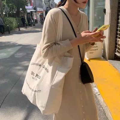 Trẻ trung, năng động cùng tote bag (ảnh: Internet)