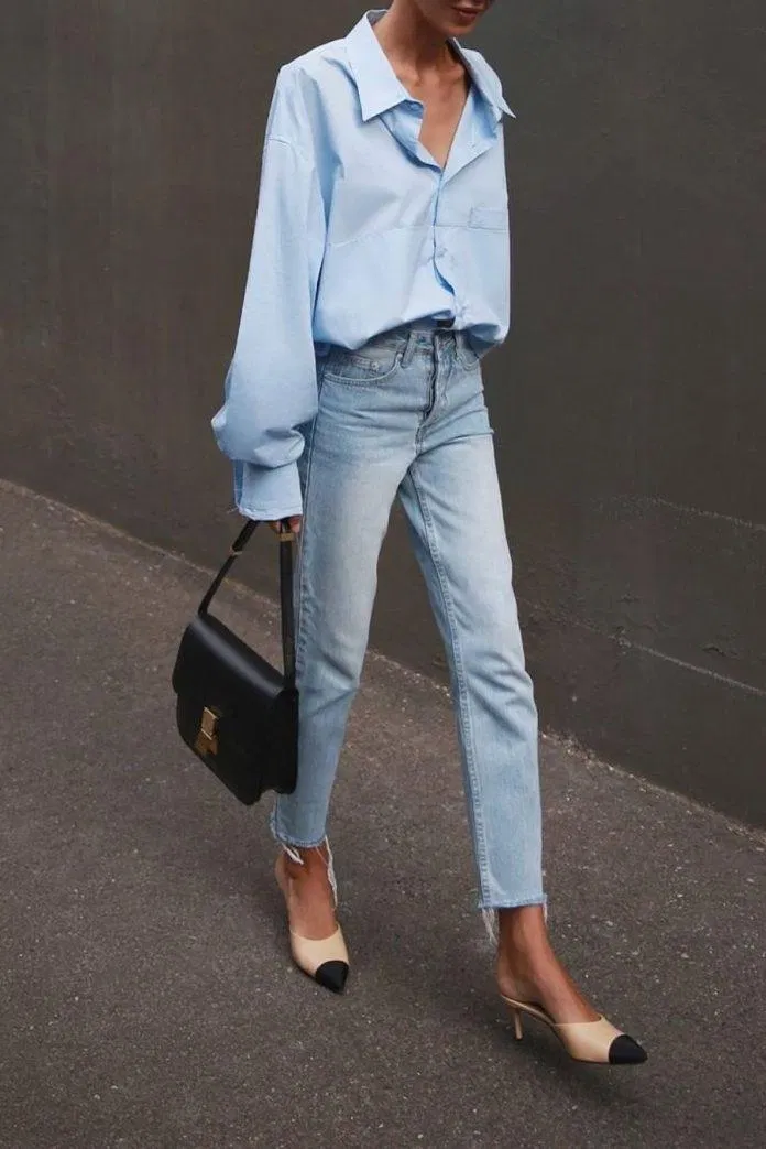 Quần Jeans chắc chắn là must-have item (ảnh: Internet)