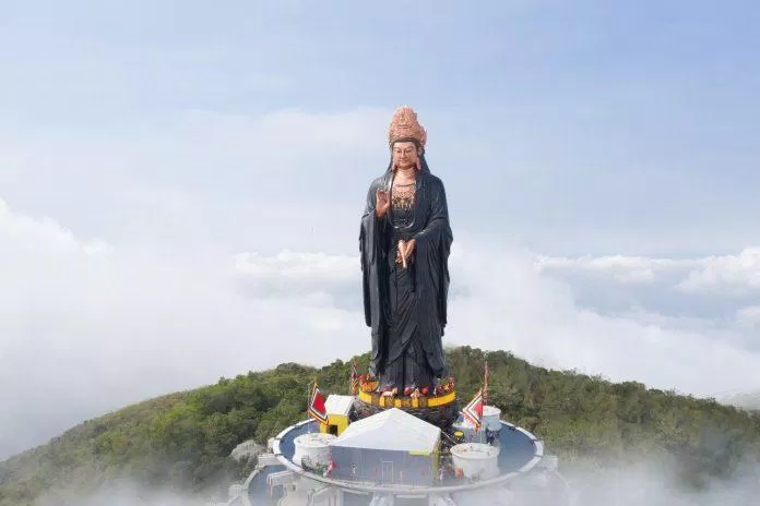 Tượng Phật Bà Tây Bồ Đà Sơn (Nguồn: Internet)