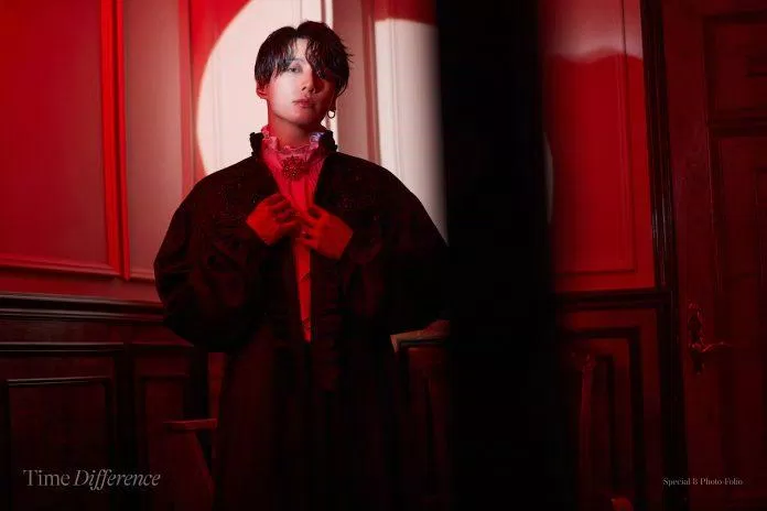 BTS JUNGKOOK trông cực kỳ cuốn hút trong PhotoFolio cá nhân "Time Difference" (ảnh: internet) BTS JUNGKOOK trông cực kỳ cuốn hút trong PhotoFolio cá nhân "Time Difference" (ảnh: internet)
