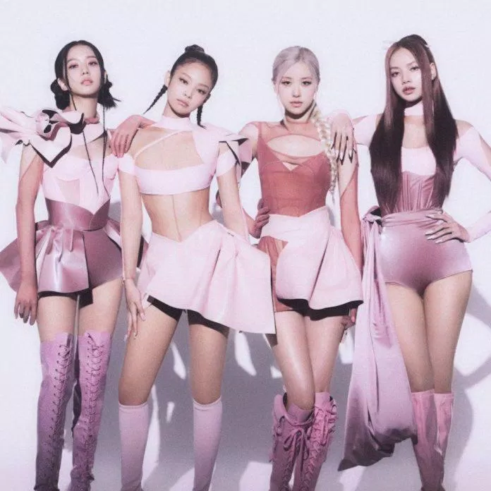 Danh sách các bài hát của BLACKPINK bị cấm phát sóng: Một trong số đó bị cấm vì lý do trời ơi đất hỡi - Kiến thức mới 2024 8 Pink Venom bị cấm phát sóng vì nhắc đến các thương hiệu nổi tiếng (Ảnh: Internet)