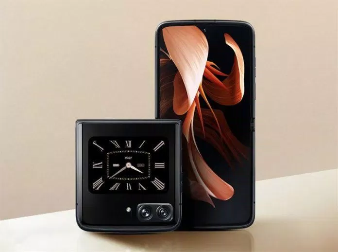 Điện thoại Moto Razr 2022 cũng có dạng màn hình gập vỏ sò (Ảnh: Internet) Điện thoại Moto Razr 2022 cũng có dạng màn hình gập vỏ sò (Ảnh: Internet)