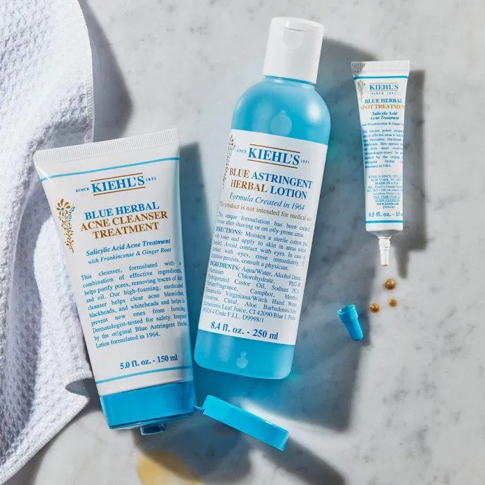 Review Top 12 sữa rửa mặt trị mụn tốt nhất hiện nay mà các tín đồ làm đẹp nên biết chống lão hoá chống viêm Gel rửa mặt trị mụn Farmasi Dr C Tuna Tea Tree Face Wash giảm nhờn kháng khuẩn kiềm dầu làm dịu da làm sạch da ngăn ngừa mụn Sữa rửa mặt CeraVe Renewing SA Cleanser Sữa rửa mặt Cetaphil Gentle Cleanser Sữa rửa mặt dành cho da mụn Neutrogena Oil Free Acne Wash Sữa rửa mặt Kiehl s Blue Herbal Blemish Cleanser Treatment Sữa rửa mặt Rescue Acne Foaming Cleanser Botani Sữa rửa mặt Sebamed Clear Face Antibacterial Cleansing Foam sữa rữa mặt trị mụn Sữa rửa mặt trị mụn Innisfree Bija Trouble Facial Foam Sữa rửa mặt trị mụn Murad Clarifying Cleanser sữa rửa mặt trị mụn Obagi Clenziderm MD Daily Care Foaming Cleanser Sữa rửa mặt Vichy Normaderm Phytosolution Intensive Purifying Gel trị mụn