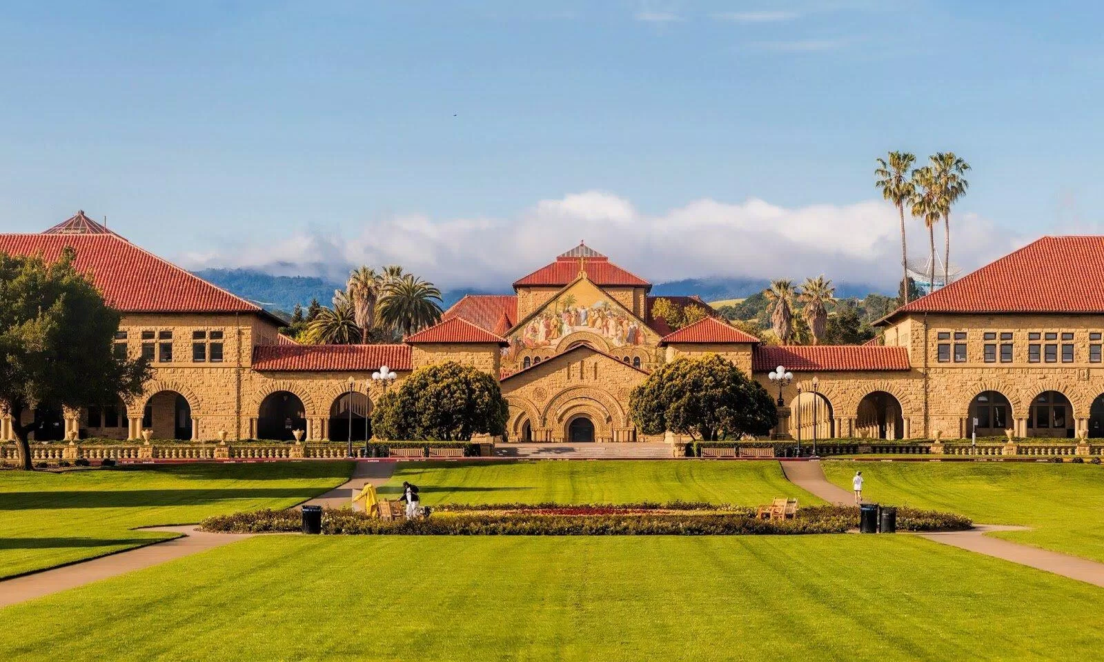 Đại học Stanford (Ảnh: Internet) Đại học Stanford (Ảnh: Internet)