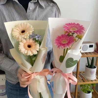 tặng mẹ hoa tươi 20/10 (Ảnh: internet)