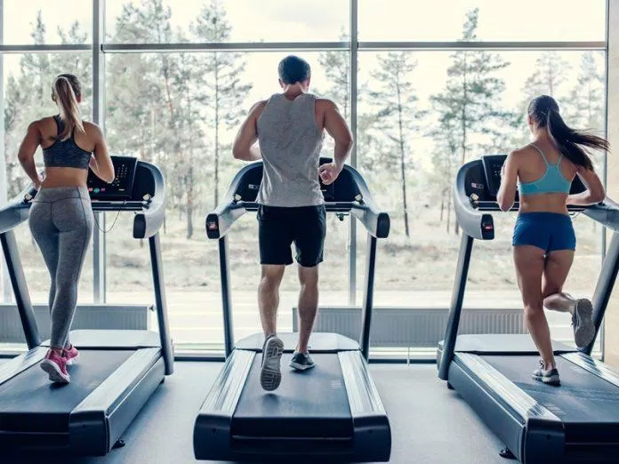 Kết hợp bài tập cardio và sức nặng sẽ hỗ trợ giảm cân tốt hơn (Ảnh: Internet) Kết hợp bài tập cardio và sức nặng sẽ hỗ trợ giảm cân tốt hơn (Ảnh: Internet)