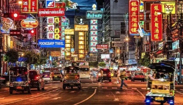 Khu phố Khao San sầm uất (Nguồn: Internet) Khu phố Khao San sầm uất (Nguồn: Internet)