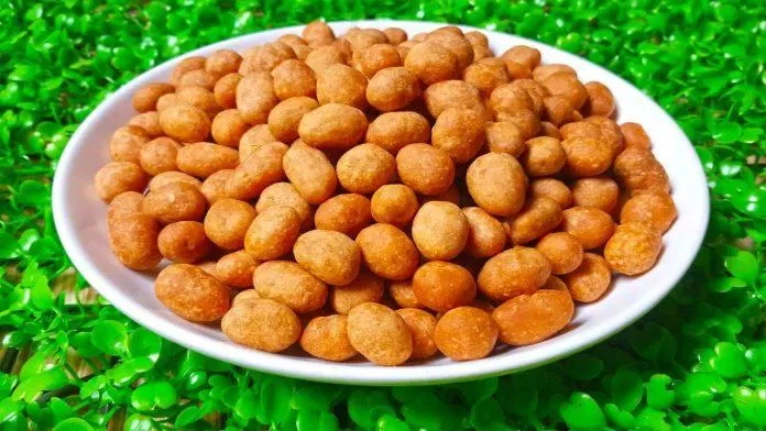 Thành phẩm đậu phộng da cá nước cốt dừa. (Nguồn: Internet)