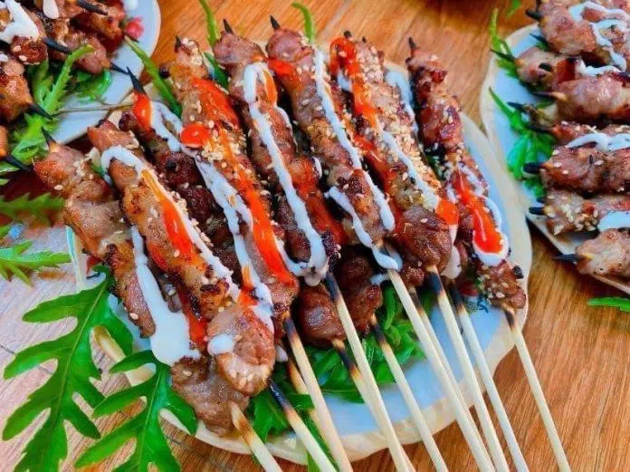 15 quán ăn ngon ở Ninh Bình: Ăn gì ở đất cố đô? - Kiến thức mới 2024 76 Quán ăn bánh tôm, thịt nướng Đức Trọc (nguồn: internet)