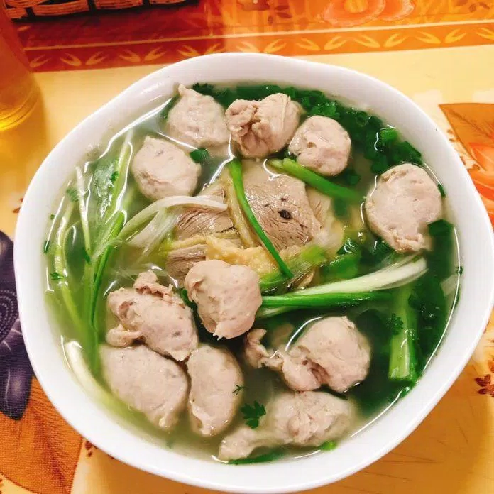15 quán ăn ngon ở Ninh Bình: Ăn gì ở đất cố đô? - Kiến thức mới 2024 12 Bún Mọc Biển Hà Ninh Bình (nguồn: internet)