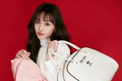 Trịnh Sảng cũng từng là cái tên drama hợp tác cùng Prada (Nguồn: internet)
