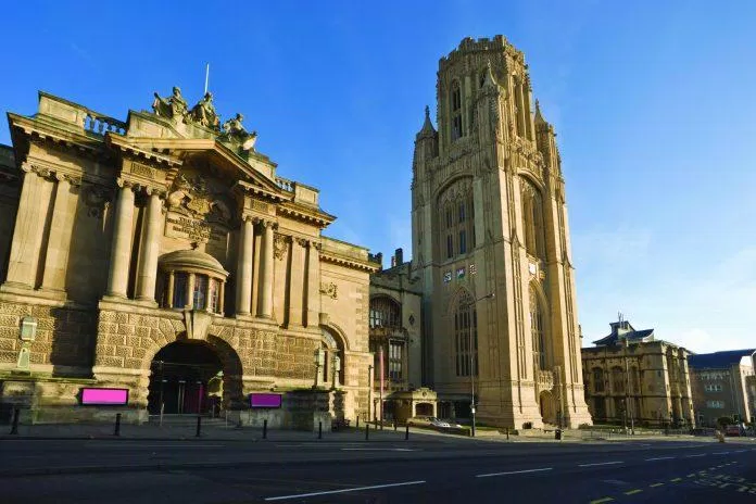 Đại học Bristol (Ảnh: Internet) Đại học Bristol (Ảnh: Internet)