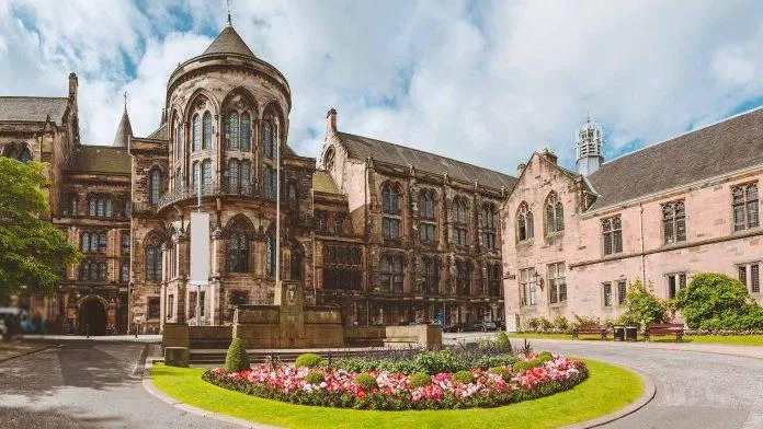 Đại học Glasgow (Ảnh: Internet) Đại học Glasgow (Ảnh: Internet)