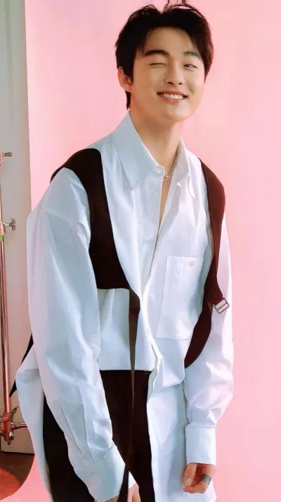 Diễn viên Yoon Chan Young.