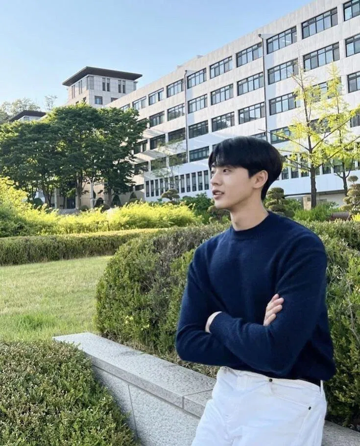 Kim Hyun Jin đóng phim từ năm 12 tuổi