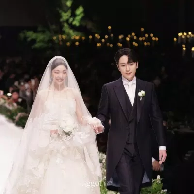 Ảnh cưới thanh lịch của Go Woo Rim - Kim Yuna (Ảnh: Internet) Ảnh cưới thanh lịch của Go Woo Rim - Kim Yuna (Ảnh: Internet)