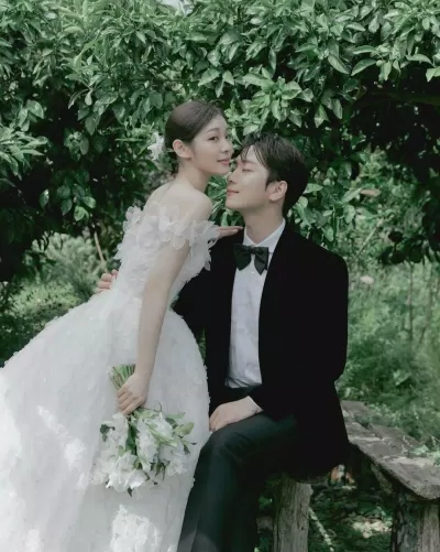 Ảnh cưới thanh lịch của Go Woo Rim - Kim Yuna (Ảnh: Internet) Ảnh cưới thanh lịch của Go Woo Rim - Kim Yuna (Ảnh: Internet)