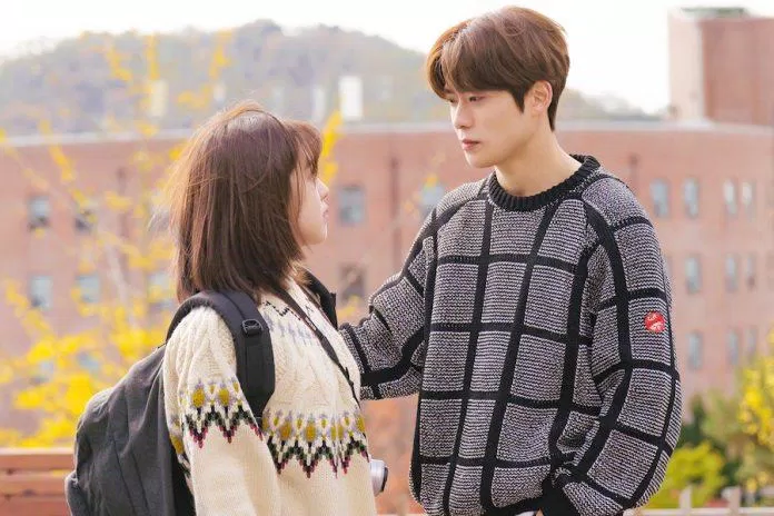Cặp đôi ngọt ngào trong phim Hàn Quốc (Ảnh: Internet)