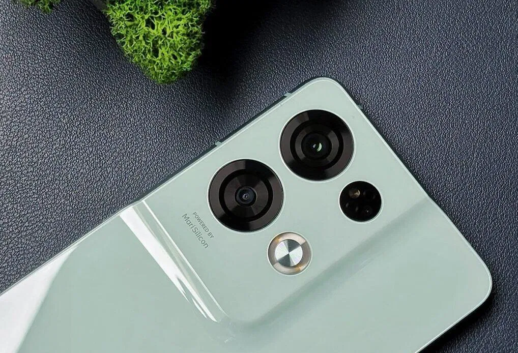 Cụm camera sau của Reno8 Pro (Ảnh: Internet)