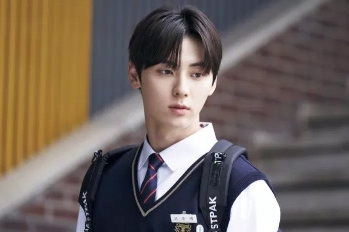 Hwang Minhyun (Ảnh: Internet) Hwang Minhyun (Ảnh: Internet)