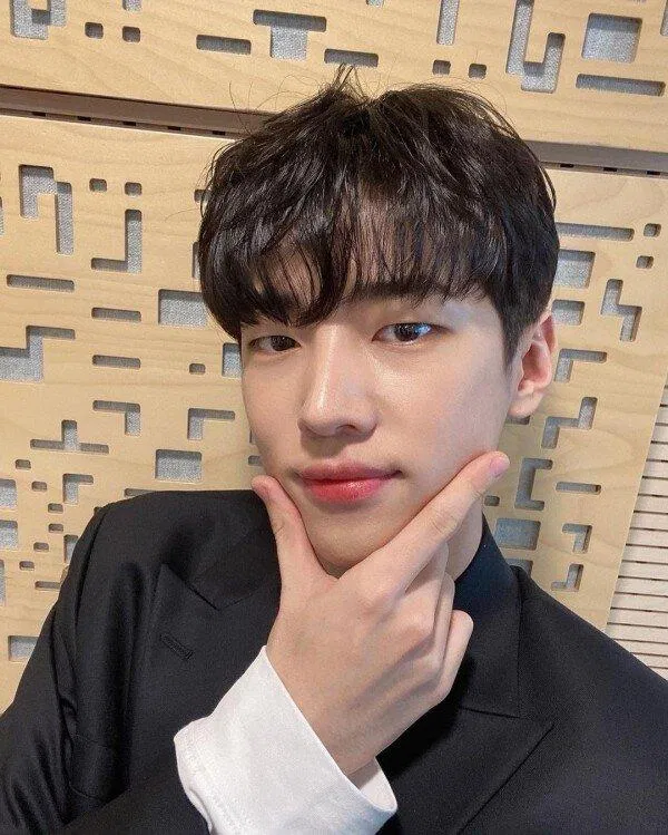 Nhờ vào các hoạt động solo, 6 idol Kpop này đã khiến nhóm của họ trở nên nổi tiếng hơn ASTRO Cha Eun Woo Cha Eun Woo (Astro) Cha Eunwoo Chani Chuu LOONA hoạt động Idol idol KPOP Jaechan KPOP Kwanghee ZE A nổi tiếng rowoon Rowoon (SF9) SF9