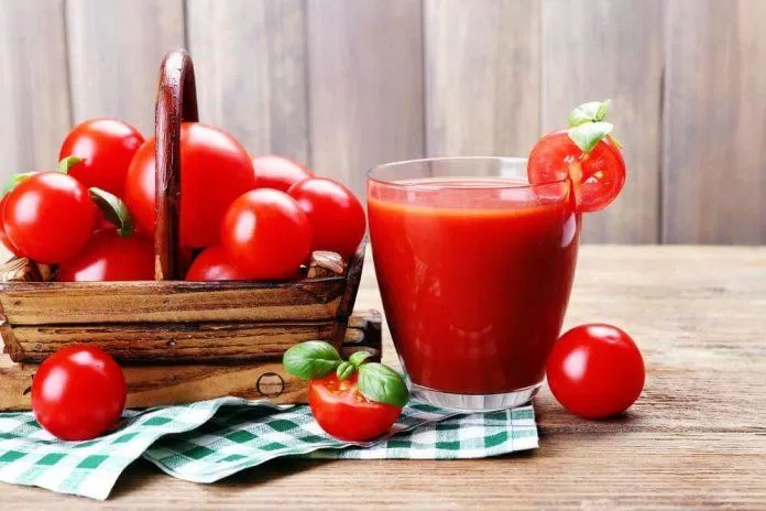 Nước ép cà chua vừa giàu vitamin, vừa giàu chất chống oxy hóa (Ảnh: Internet) Nước ép cà chua vừa giàu vitamin, vừa giàu chất chống oxy hóa (Ảnh: Internet)