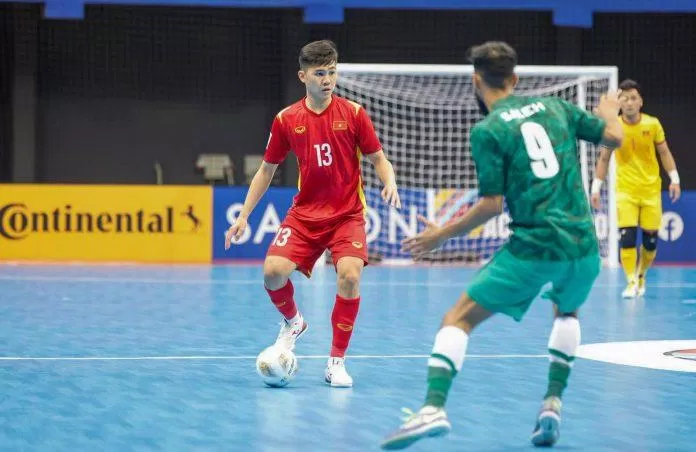 Nhan Văn Hưng - cầu thủ trẻ nhất trong thành phần đội tuyển Futsal Việt Nam tham gia giải năm nay (Ảnh: Internet) Nhan Văn Hưng - cầu thủ trẻ nhất trong thành phần đội tuyển Futsal Việt Nam tham gia giải năm nay (Ảnh: Internet)
