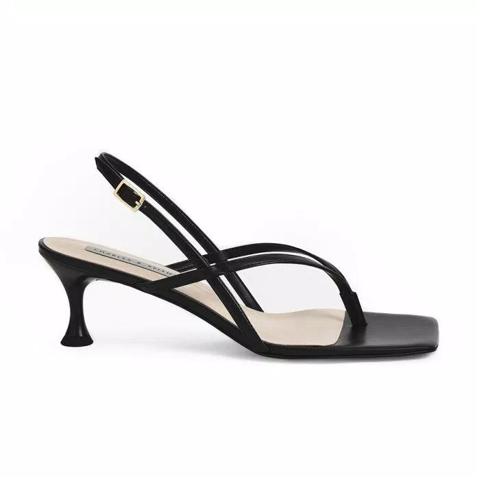 Giày cao gót sandal (Ảnh: internet)