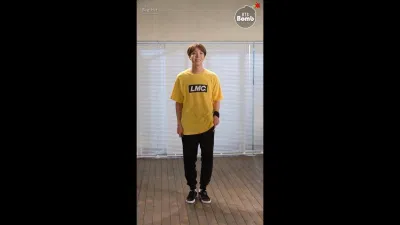 Phân cảnh trong bài cover của Jhope được đăng tải theo Focus (Ảnh: Internet) Phân cảnh trong bài cover của Jhope được đăng tải theo Focus (Ảnh: Internet)