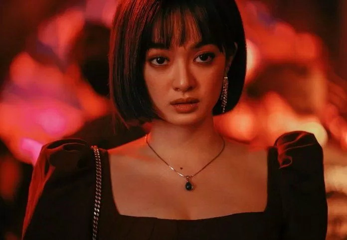 91 Review “Cô gái từ quá khứ”: 5 yếu tố chứng minh đây là một phim Việt đáng xem mới nhất 18 Khi trong một nhân vật, cô diễn ra được một mặt chân thành ngây thơ... (Ảnh: Internet)