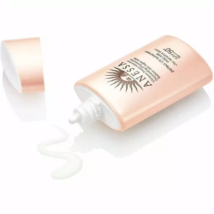 Kem chống nắng cho da nhạy cảm- Anessa Perfect UV Sunscreen Mild Milk (Ảnh: Internet)