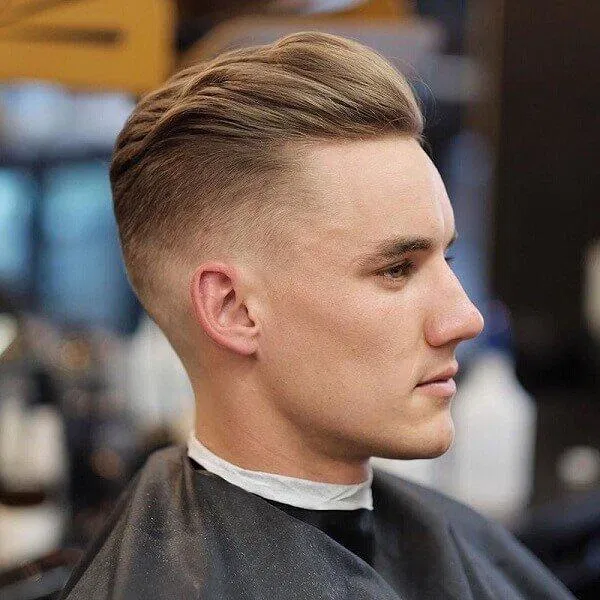 Kiểu tóc nam mặt dài Slicked Back (nguồn: internet)