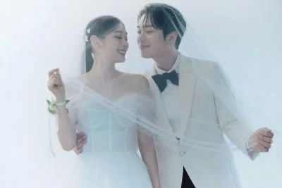 Kim Yu Na hạnh phúc bên chồng (Ảnh: Internet) Kim Yu Na hạnh phúc bên chồng (Ảnh: Internet)