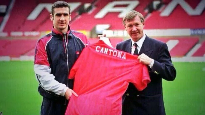 Eric Cantona được Sir Alex ra sức mua về sân Old Trafford nhằm hiện thực hóa giấc mơ vô địch giải Ngoại hạng Anh (Ảnh: Internet)